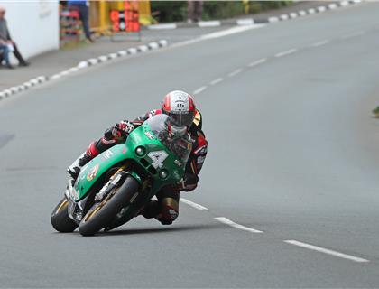 Michael Rutter Wins Bennetts Lightweight TT Race