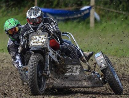 Mastering the Clubmans. British Clubman Grasstrack Championships – Race Report