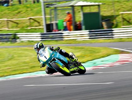 Castle Combe – Ducati Desmo