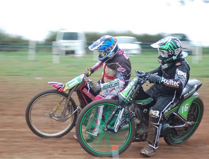 3 legs not out. British Grasstrack Championships