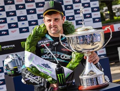 DUNLOP DOUBLES UP WITH SPORTBIKE WIN