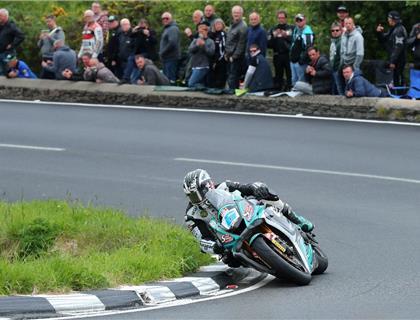 Michael Dunlop Wins the Monster Energy Supersport TT Race 1