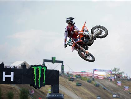 BAUER STORMS TO PERFECT WEEKEND IN GREAT BRITAIN, TAKES OVER EMX125 CHAMPIONSHIP LEAD