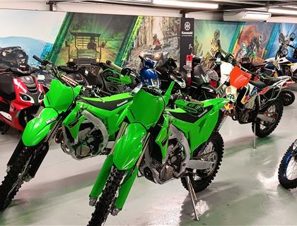 Online Auction of Motorcycles, Clothing, Parts and Equipment ends 19th October