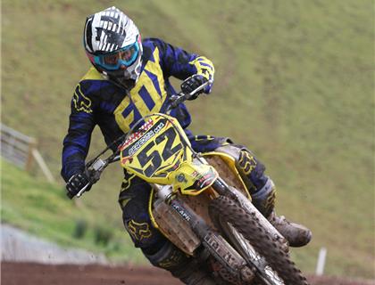 DEAN SETS THE WAY AT OPENING ROUND OF PREMIER