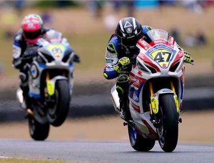 Suzuki relaunches Race Parts Programme with discounts to ACU licence holders