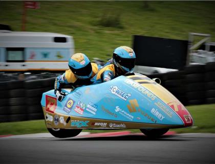 Founds and Walmsley Win at Sidecar Revival