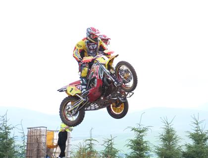 Brown and Millard take Triple Victory at Dean Moor