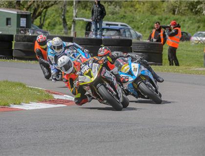 FANTASTIC RACING AT DARLEY MOOR FOR ROUNDS 3 & 4