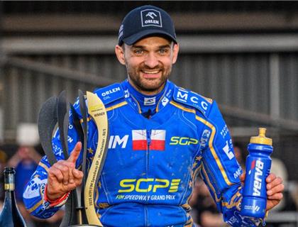 Zmarzlik On Top In Manchester