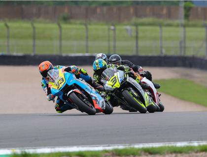 BMCRC Round 4 at Donington Park