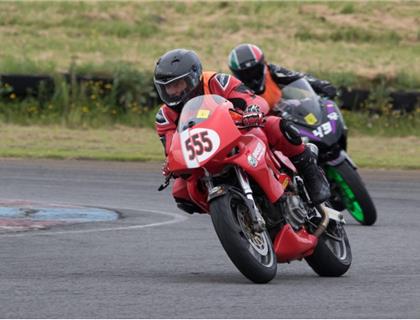 Ducati Desmo Due, Pembrey Race Report