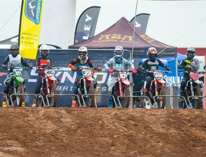 Apico Factory Racing back the 'Experts'