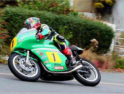 HODSON NEARS RECORD WHILST MCGUINNESS TOPS HISTORIC SENIOR QUALIFYING