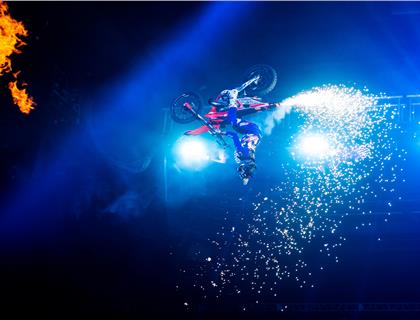 Flippin’ awesome, Petr Pilat is back to AX