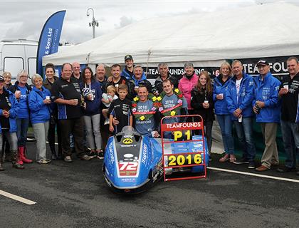 Founds and Walmsley Claim ACU/FSRA British F2 Sidecar Championship at Croft