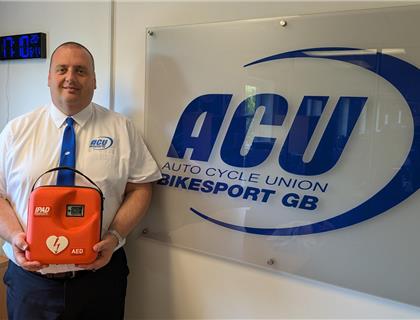 ACU supports event organisers with new defibrillator initiative