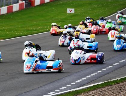 ACU / F.S.R.A. British F2 Sidecar Championship Incorporating the F2 Cup Heads to Mallory Park