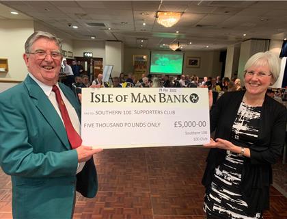 Southern 100 – 100 Club Cheque Presentation