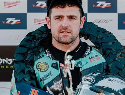 Dunlop Makes History with Carole Nash Supertwin TT Win