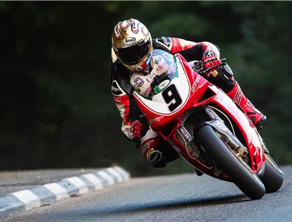 DUCATI DOMINATE IN CLASSIC TT RETURN