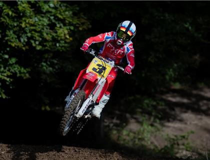 Team England Line Up for Farleigh Castle