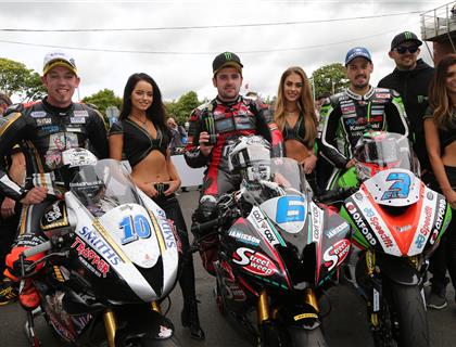 Michael Dunlop Wins Monster Energy Supersport TT Race 1