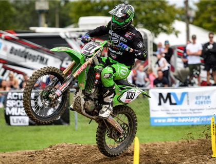 Searle takes Supercross win