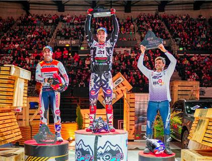 Can Martyn beat Bou on home soil?