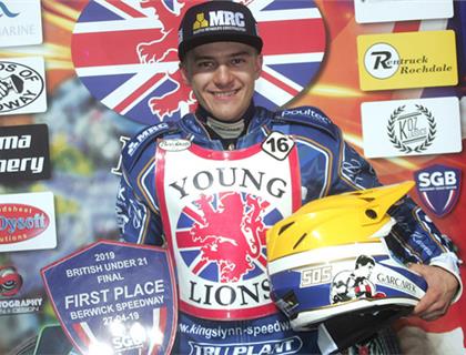 Fast Lambo Hits Brit Hat-Trick