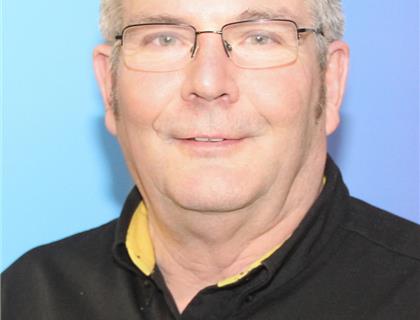 Peter Oates Retires After 40 Years