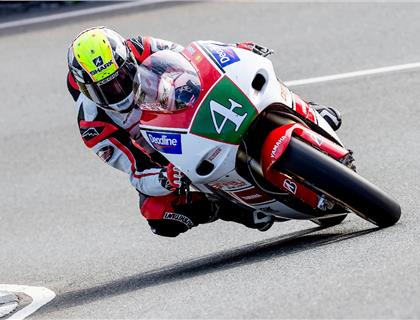 LOUGHER LEADS FINAL LIGHTWEIGHT QUALIFYING AHEAD OF RACE