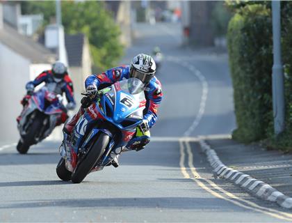Frustrating Qualifying Session at Isle Of Man TT Races Fuelled By Monster Energy As Weather Closes I