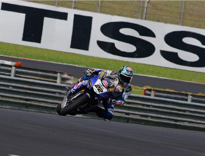 World Superbike racer Alex Lowes to battle through the pain barrier to impress Donington Park fans