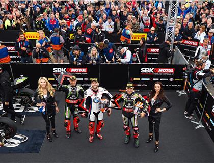 Sykes storms to Donington Park pole, Hickman surprises!